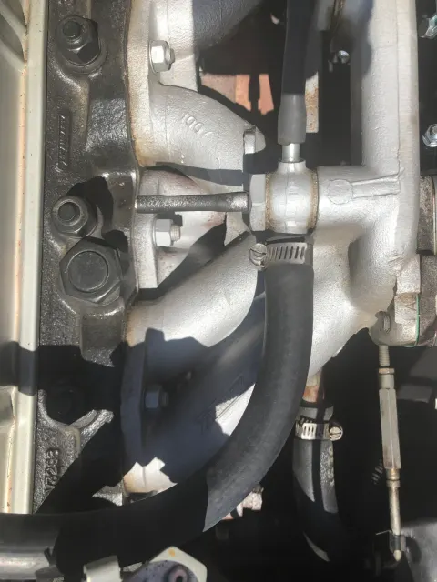 Intake manifold with hose and jubilee clip
