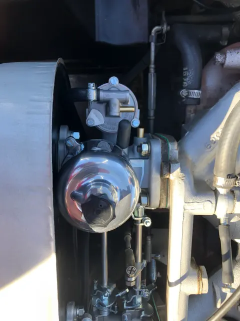 Polished brake servo and master cylinder in engine bay